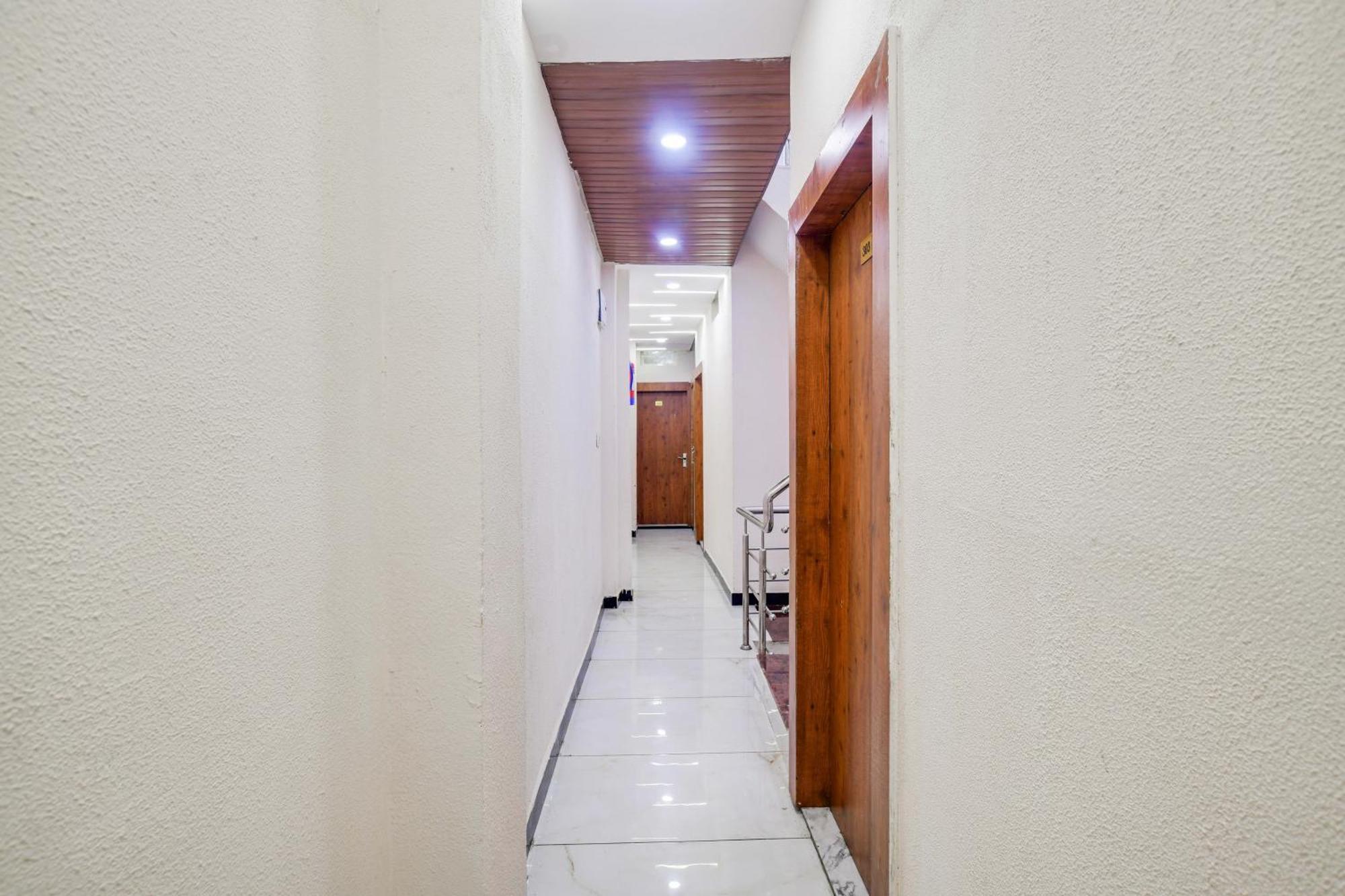 Hotel O Ujjain Near Hari Fatak エクステリア 写真